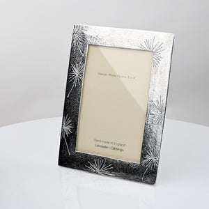 Scratched Flowers Photo Frame