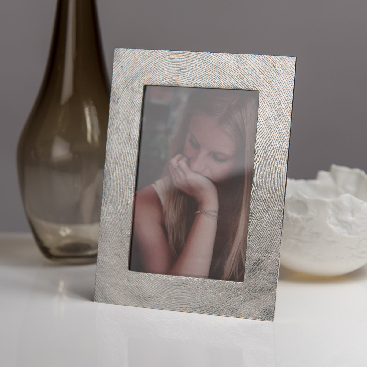 Contours Photo Frame