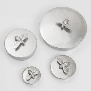 BXBEEe-hand-made-england-pewter_0fbb68c3-0c76-4f5d-b8c4-47c68a54bcde.jpg