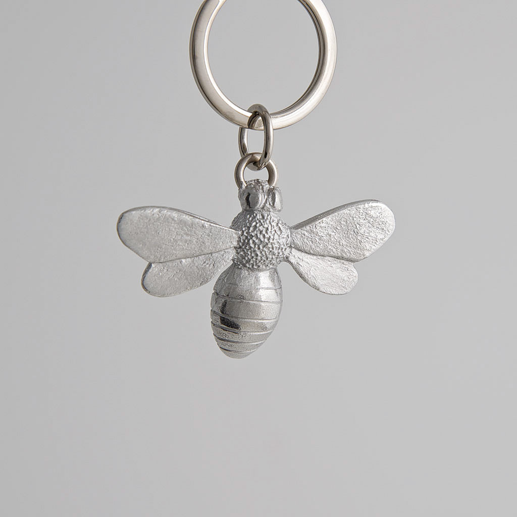 KEY-BEE-pewter-hand_made_in_england-key-ring_a0a1d9a4-f9fb-460e-8d9f-32cb9fa40dce.jpg