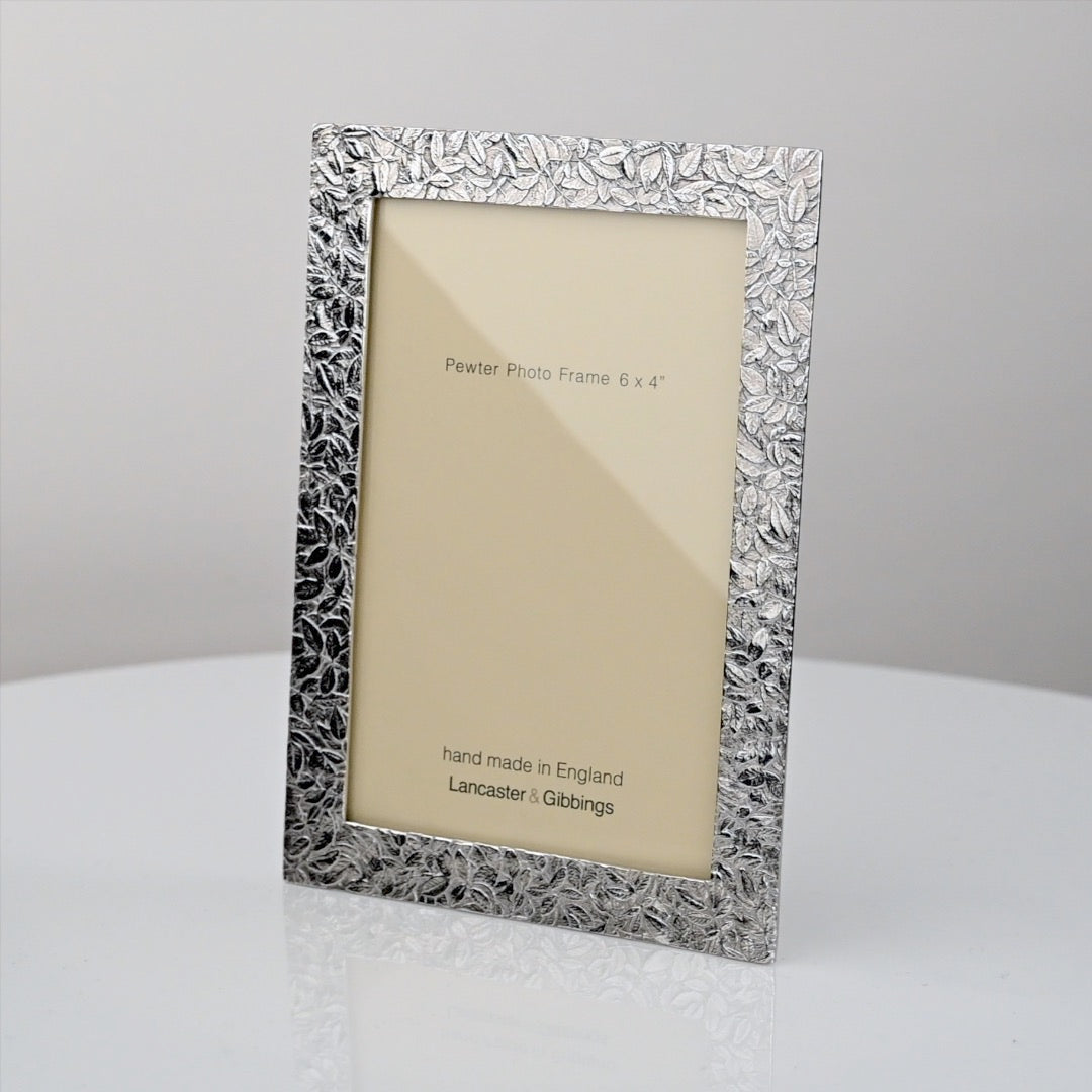 Hedgerow Photo Frame