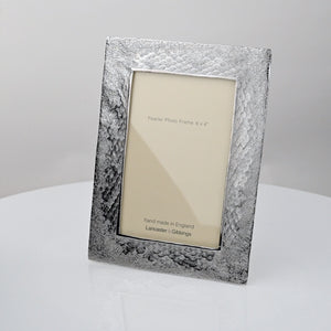 Waves Photo Frame
