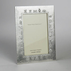 made_in_england_pewter_photo_frame_PFBC03_1e906d41-926c-471f-aa83-f22880233a84.jpg