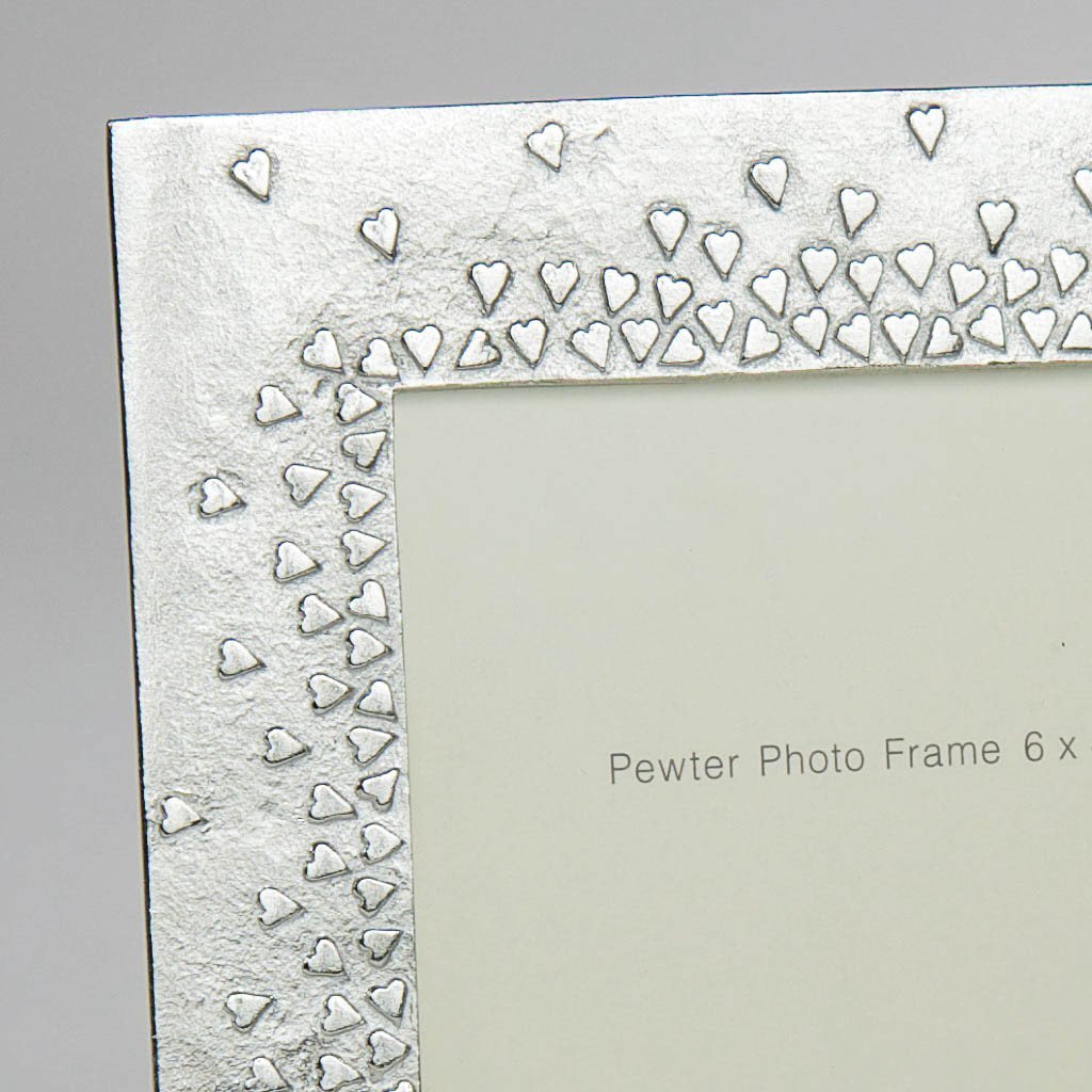pewter_photo_frame_handmade_in_england_PFFHCU_4397fe66-1d7c-4913-83c1-5eba42adad2c.jpg